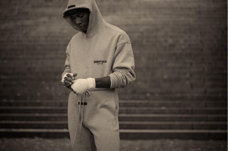 The Rise of Essentials Hoodie Canada in Streetwear Fashion 