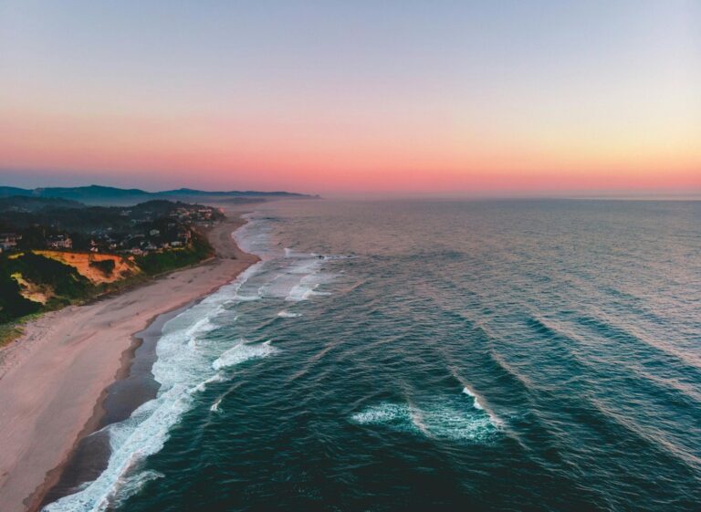 What Travelers Really Want from a Modern Beach Getaway What Travelers Really Want from a Modern Beach Getaway