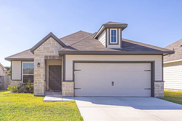 Popular Home Exterior Design Trends Across Modern Texas Neighborhoods Popular Home Exterior Design Trends Across Modern Texas Neighborhoods