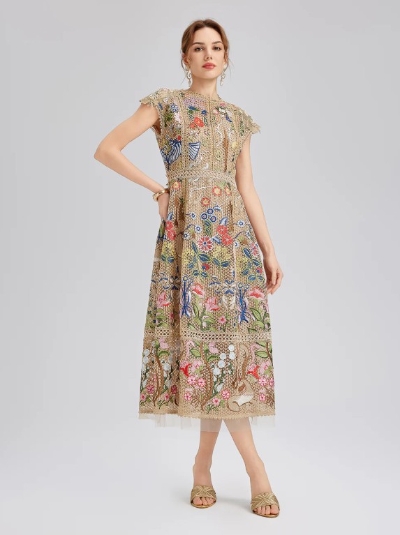 How to Pack One Floral Dress for Different Vacation Looks
