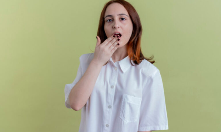 What Causes a Yeast Infection in Mouth?