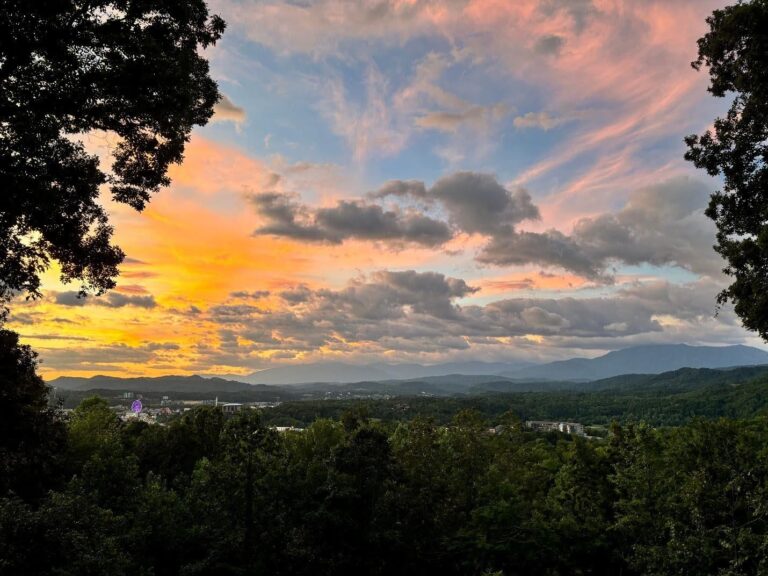 Why Scenic Mountain Trips Never Really Go Out of Style