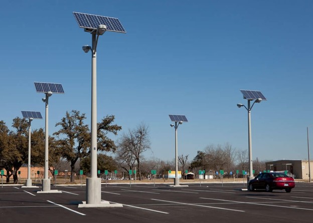 5 Benefits of Going Solar For Your Parking Lot Lighting 5 Benefits of Going Solar For Your Parking Lot Lighting
