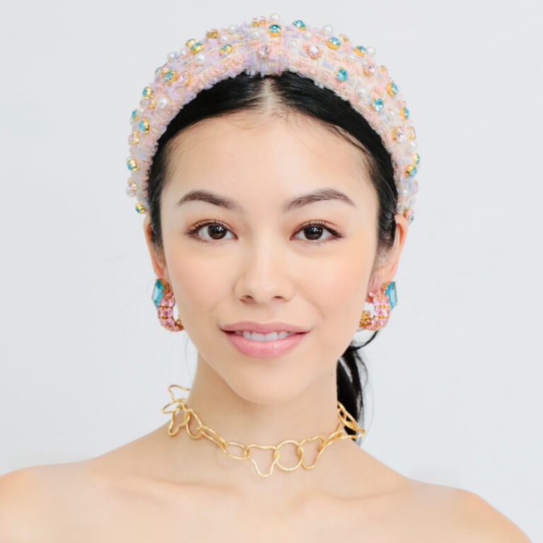Majeste Choker Necklace: A Statement Jewelry Piece That Elevates Any Outfit