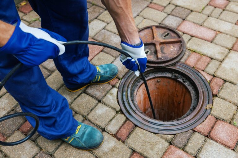 Complete Guide to Drain Cleaning Systems and Professional Hydro Jetting Solutions for Long-Term Pipe Efficiency Drain Cleaning