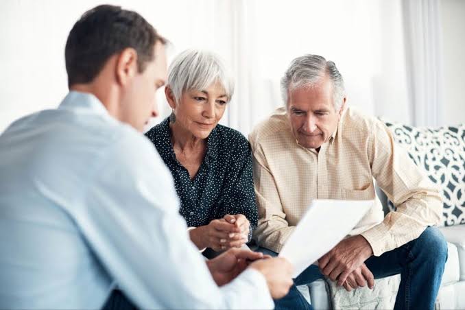 How Financial Planning Can Secure a Senior’s Future