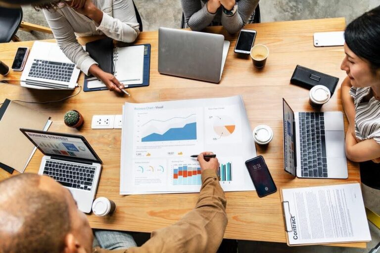 Leveraging Creative Marketing for Startups: Beyond Traditional Approaches