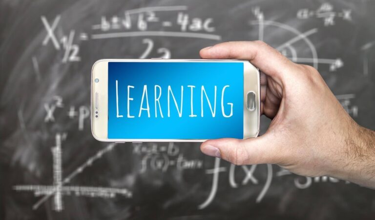Understanding the Role of Visual Media in Homeschooling