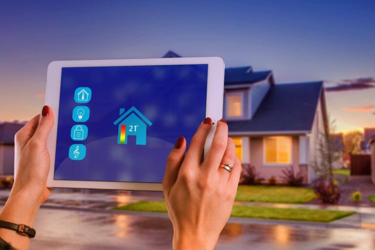 How to Integrate Smart Home Tech into Renovation Projects