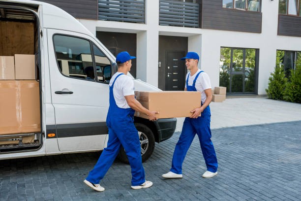 Why Hiring Residential Movers With Local Knowledge Makes a Difference Why Hiring Residential Movers With Local Knowledge Makes a Difference